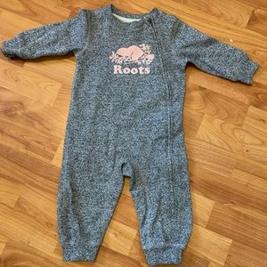 Size large 18-24 month roots onesie